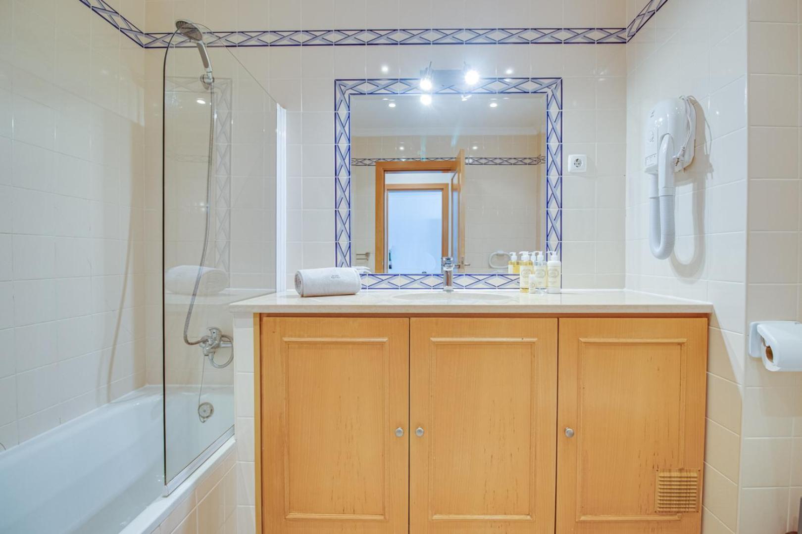 Lovely 2Bd Apart 500M Beach Ac Wi-Fi Pool Balcony Albufeira Ngoại thất bức ảnh