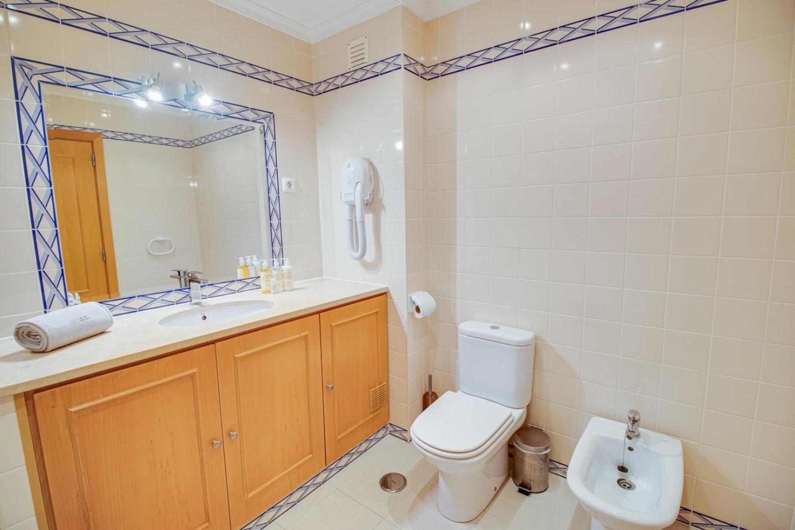 Lovely 2Bd Apart 500M Beach Ac Wi-Fi Pool Balcony Albufeira Ngoại thất bức ảnh